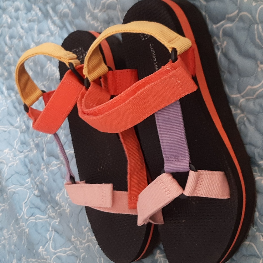 Time&Tru Sandals